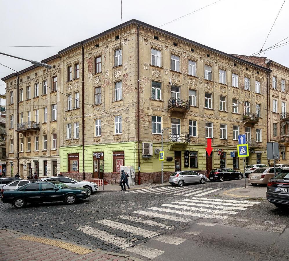 Golden Violin ! Apartments Lviv T Εξωτερικό φωτογραφία