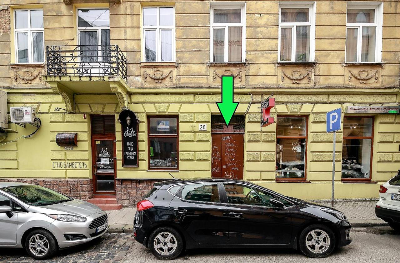 Golden Violin ! Apartments Lviv T Εξωτερικό φωτογραφία
