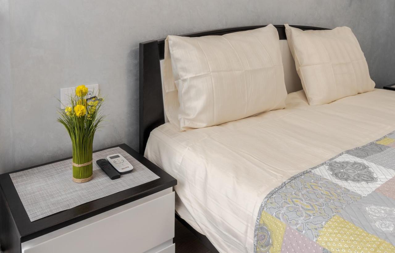 Golden Violin ! Apartments Lviv T Εξωτερικό φωτογραφία