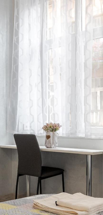 Golden Violin ! Apartments Lviv T Εξωτερικό φωτογραφία