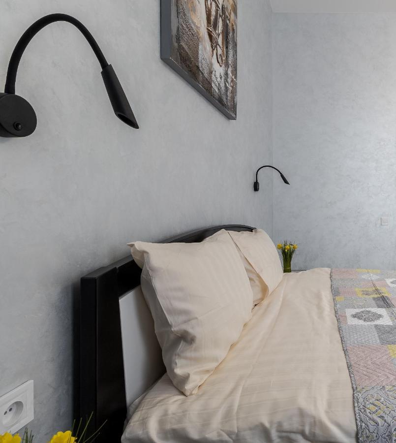 Golden Violin ! Apartments Lviv T Εξωτερικό φωτογραφία